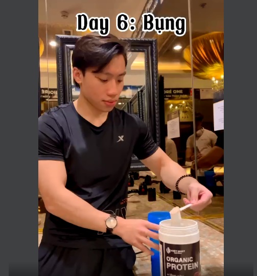 Thay đổi ngoại hình ngày 6: Cơ bụng - Với Organic Whey Protein Việt Nhật